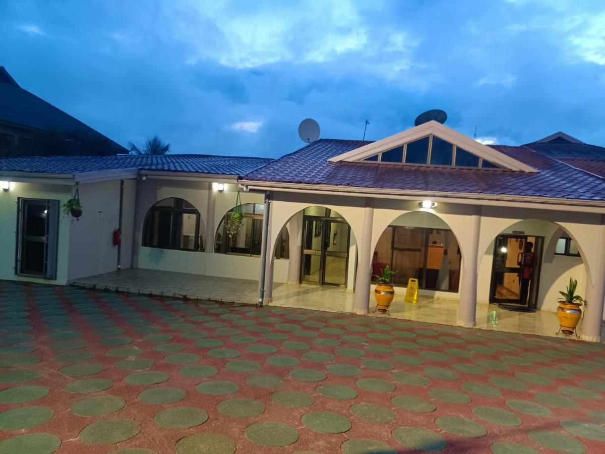 Prestige Guesthouse ,Ksi كوماسي المظهر الخارجي الصورة
