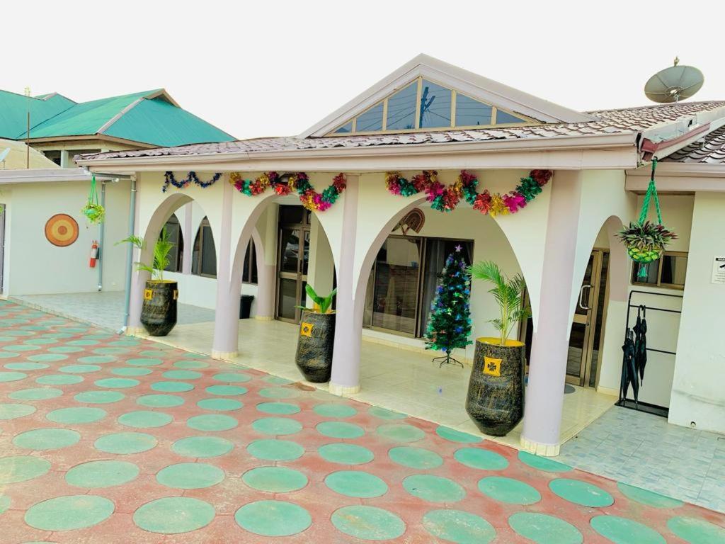 Prestige Guesthouse ,Ksi كوماسي المظهر الخارجي الصورة